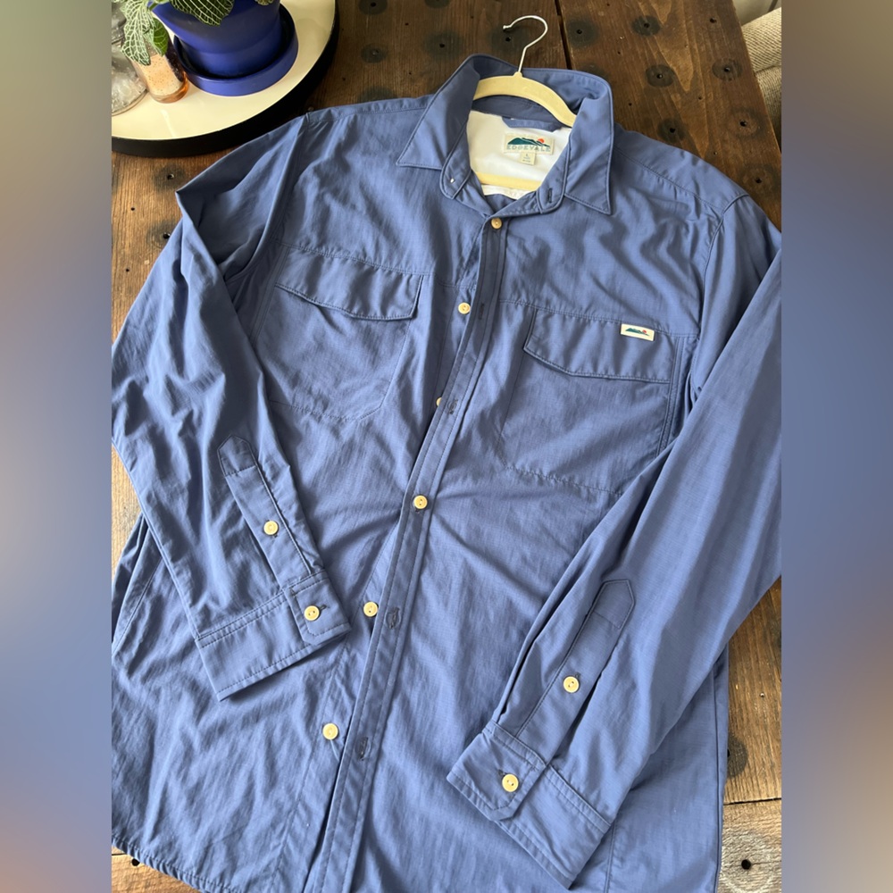 NWOT - Edgevale - Blue Lightweight Men's Button-Up - made in USA